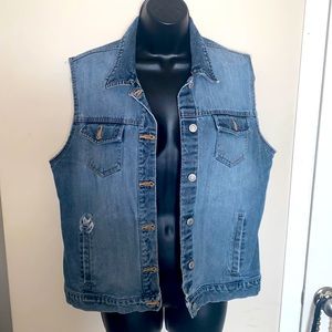 Old Navy Destroyed Denim Vest Size Large